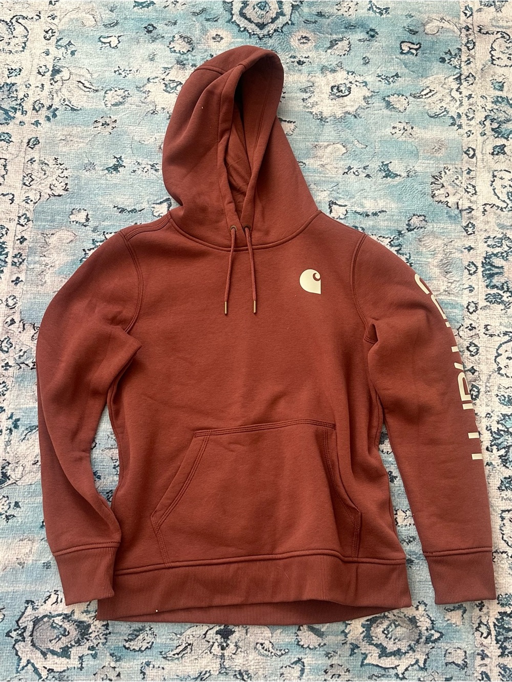 NWOT Women’s Carhartt Burgundy Medium Weight Relaxed Fit Hoodie Size Medium